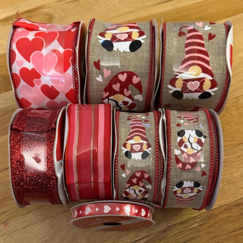 NWT Bundle of 8 - Valentine's Day, Hearts Gnomes Ribbons